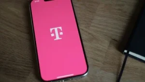 T-Mobile SOS, outage map: Nationwide service outage hits thousands