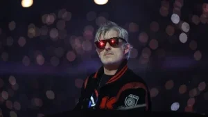 Did DJ Kavinsky have a girlfriend? Relationship details emerge after the 'Nightcall'