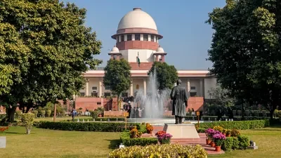 SC gives no interim relief to Sena UBT over MPs' merger with Shinde camp, says will