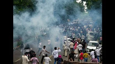 Police register 4 more FIRs in connection with CJP protests-related violence