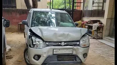 Speeding SUV hits hatchback, chain collision leaves woman rider dead in Gurugram
