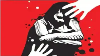 15-yr-old girl 'gang-raped' after being lured for car ride; 3 held