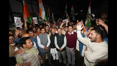 Himachal Cong protest against lathicharge on CJP protesters