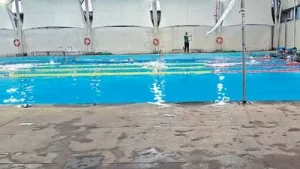 Private members filling up Kamgar swimming pool: Labourers