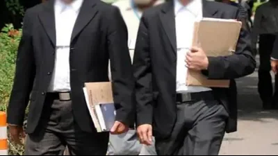Lawyers' unavailability biggest cause of pendency in UP courts