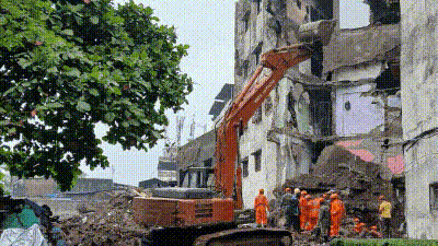 Building collapses near Mumbai; 8 bodies pulled out after overnight op, more feared