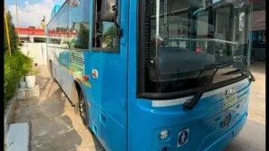 First of 100 electric buses reaches Gurugram, 25 more set to come in August