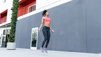Light cardio for busy days: Health coach shares benefits of doing jump rope for 10