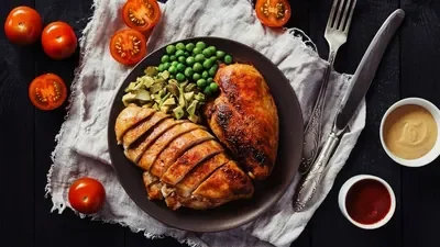 Fitness coach Devin Physique shares 6 high-protein, low-calorie foods that can help