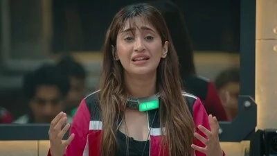 Lock Upp 2: Did Shivangi Joshi lie in 'bread butter' secret reveal? Her team