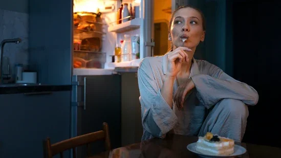 Fitness trainer shares simple hack to stop late-night eating: Eat more during the