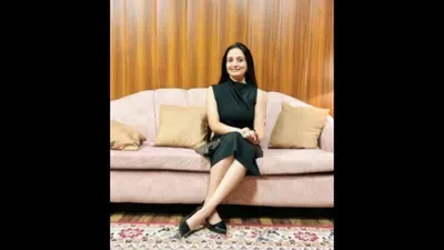 Doctor quits six-figure career to build online business: 'Within 45 days, I made my