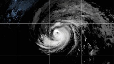 Hurricane Fausto strengthens into Category 2 storm as it moves toward Hawaii; latest