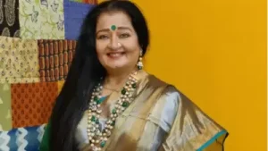 Apara Mehta says fans burned her with cigarette, tried to snatch her ring during