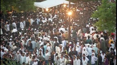 Prayagraj: Aban buried near father Atiq, jailed brothers attend funeral