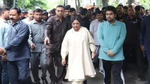 Mayawati pays tribute to Rasra MLA Uma Shankar Singh, hints at his son's political