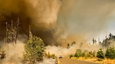 Burbank Walnut Fire: Map and evacuation updates as blaze burns near Wildwood Canyon