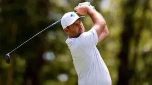 Charl Schwartzel stunned as fish eats golf ball at LIV Golf New York: Did he receive