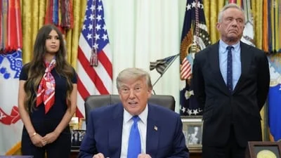 Who is Jayme Franklin, the woman seen behind Trump at Oval Office vaccine executive