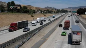 Why is I-5 closed today? Ridge Fire spreads in Los Angeles County as smoke blankets