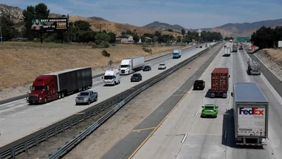 Why is I-5 closed today? Ridge Fire spreads in Los Angeles County as smoke blankets