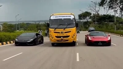 Lamborghini owner surprises schoolchildren with two supercars, lets them sit inside: