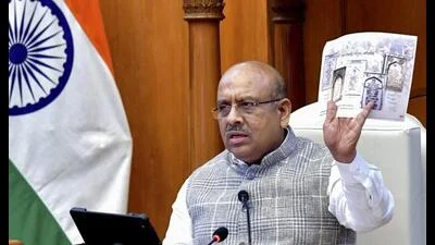 Delhi Speaker seeks MCD reports on handling of garbage, stray cattle
