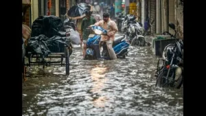 Heavy rain batters Delhi, triggers widespread waterlogging, traffic snarls