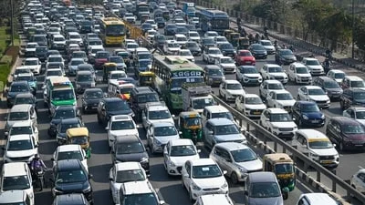 Sawan Shivratri: Delhi, Noida, Ghaziabad roads witness traffic. Check routes to avoid