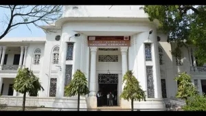 Beyond bookshelves: Six in 10 LU students now use Tagore Library on smartphones