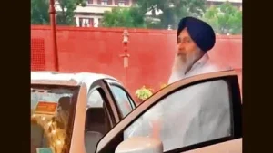 Sukhbir meets Modi, rekindles SAD-BJP alliance talks ahead of Punjab elections
