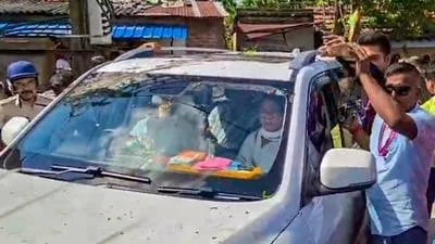 West Bengal minister says 'no BJP role' in attack on Mamata Banerjee's convoy in