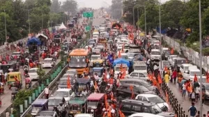 On final day on Yatra, relay race-like 'Daak Kanwar' takes spotlight