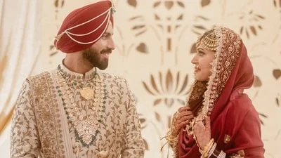 KKR all-rounder Ramandeep Singh ties knot with Kaisi Yeh Yaariyan actor Charlie