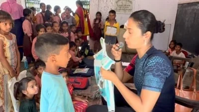 Govt school kids show Khushboo Patani their polythene school bags, she promises to