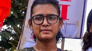 'I wear this ink with pride': AISA's Neha Bora alleges 'RSS-BJP goons' attacked her,