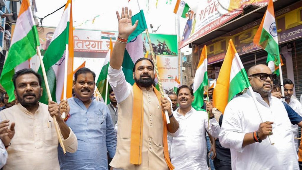 Students and the general public participated in the ‘Tiranga Yatra’ in both Bihar and Jharkhand