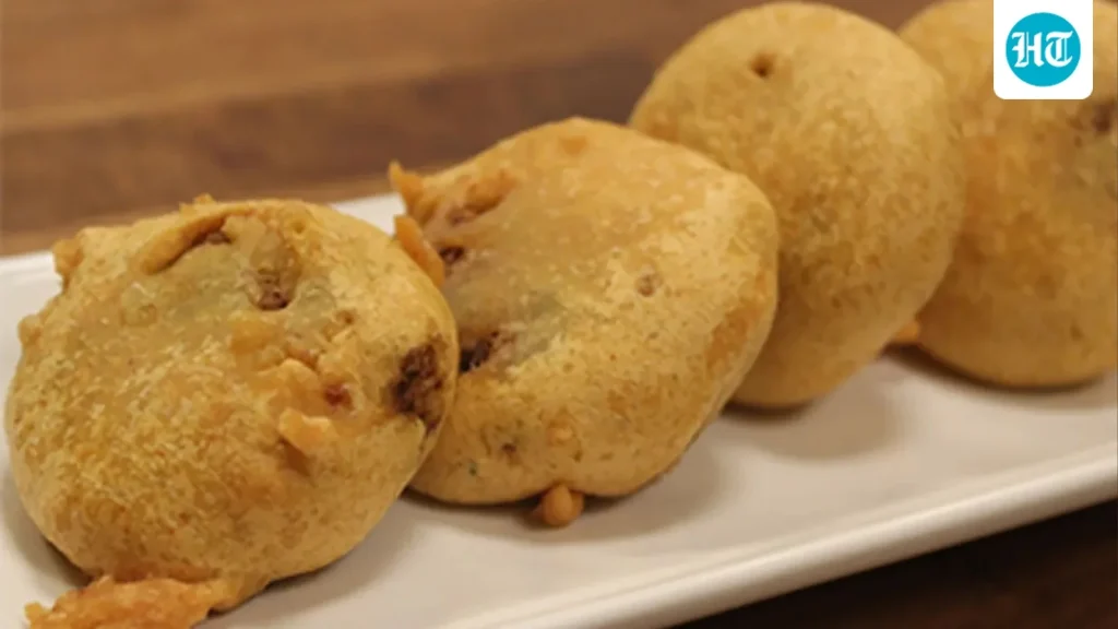 Chef Sanjeev Kapoor shares monsoon special batata vada recipe: See step-by-step