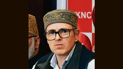 J&K CM announces ₹10 lakh ex-gratia for kin of migrant labourers killed in Kulgam