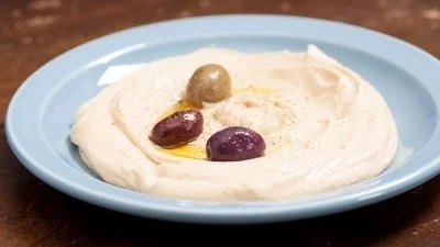 Almonds, hummus and edamame: Nutritionist Archana recommends 15 high-protein snacks