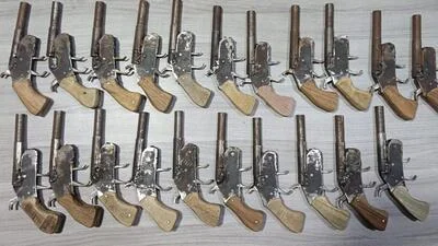 STF busts Illegal firearms racket in Meerut; one held, 21 pistols recovered