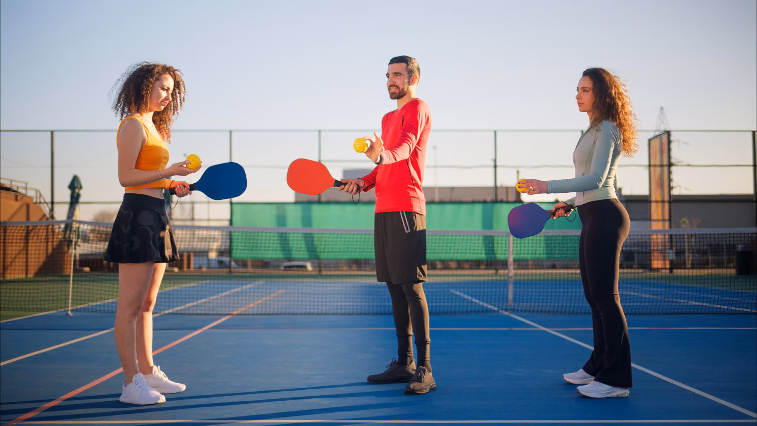 But before you too pick up a paddle and go for your first game, there: A practical reader guide