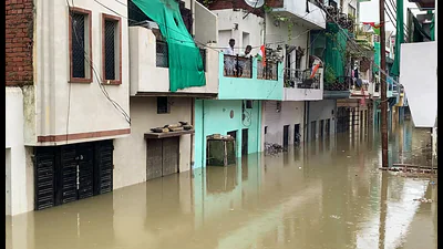Several families were forced to remain indoors for the second consecutive day as roads and lanes