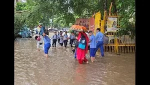 Heavy rain lashed several parts of the Gurugram, once again triggering widespread waterlogging