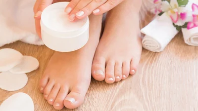 The foot cream with more than 10,000 user reviews, Moha Foot Cream was my first choice to treat my