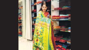Dilip Khokale of Kapse Paithani, another prominent retailer, argues around 500 Paithani saris are sold