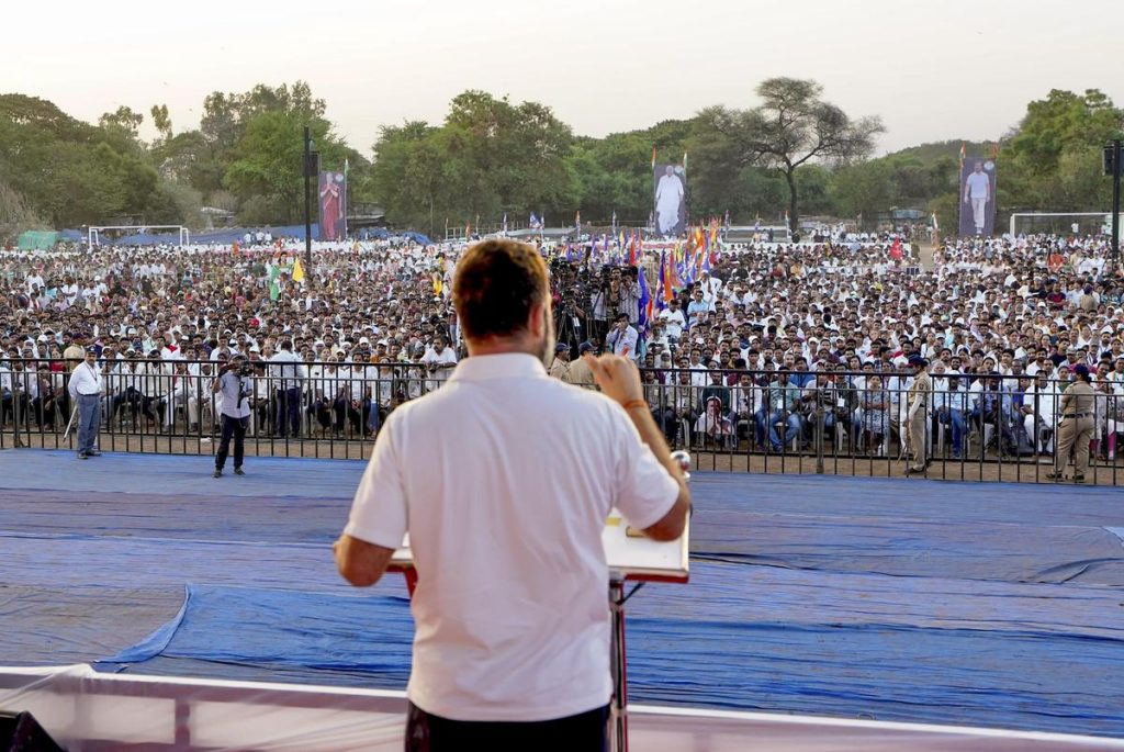 Ban alleged that the Congress was trying to create an impression of a spontaneous public response