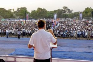Ban alleged that the Congress was trying to create an impression of a spontaneous public response