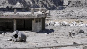 Chinese authorities are monitoring the lake and conducting flood: A practical reader guide
