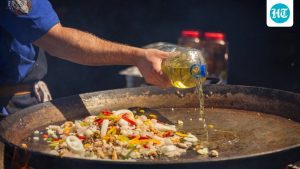In an Instagram video shared on August 24, the cardiologist stresses, “Are you using refined oils?
